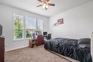 15957 Charing Cross Dr, Fort Worth, TX 76247 - Photo 18