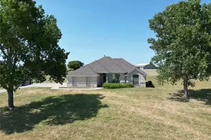 340 Red Baron Dr, Rhome, TX 76078 - Photo 2