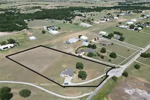 340 Red Baron Dr, Rhome, TX 76078 - Photo 18