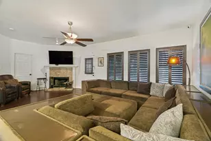 1065 Harriman Dr, Saginaw, TX 76131 - Photo 8