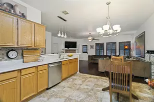 1065 Harriman Dr, Saginaw, TX 76131 - Photo 14
