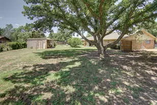 1706 Goodwin Dr, Mineral Wells, TX 76067 - Photo 34