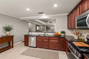 6785 Calm Water Ct, Frisco, TX 75036 - Photo 4