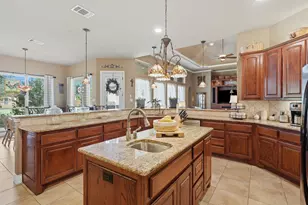 108 Concorde Cir, Cresson, TX 76035 - Photo 14
