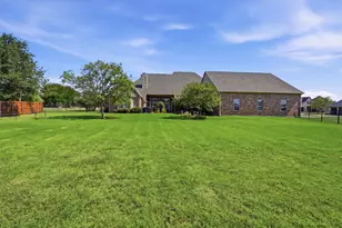 108 Concorde Cir, Cresson, TX 76035 - Photo 34