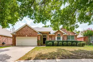 4849 Gloucester Dr, Grand Prairie, TX 75052 - Photo 1