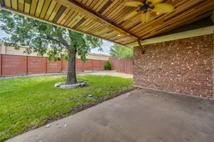 4849 Gloucester Dr, Grand Prairie, TX 75052 - Photo 22
