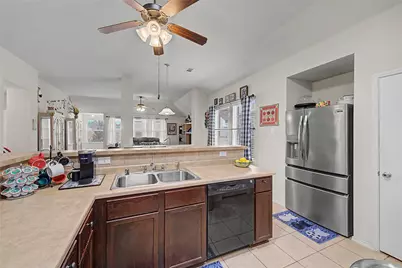9225 Comanche Ridge Drive, Fort Worth, TX 76131 - Photo 6