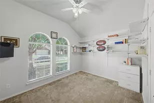 9225 Comanche Ridge Dr, Fort Worth, TX 76131 - Photo 10