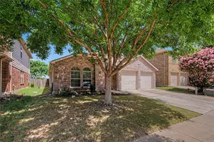 9225 Comanche Ridge Dr, Fort Worth, TX 76131 - Photo 1