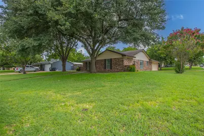 1311 Glenhaven Drive, Cleburne, TX 76033 - Photo 20