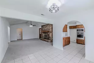 1311 Glenhaven Dr, Cleburne, TX 76033 - Photo 8