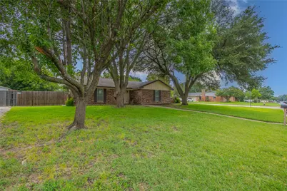1311 Glenhaven Drive, Cleburne, TX 76033 - Photo 22
