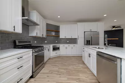 66 Lucas Lane, Edgecliff Village, TX 76134 - Photo 12