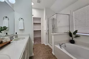 924 Lake Forest Trl, Little Elm, TX 75068 - Photo 12