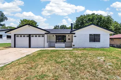 5473 Wayside Avenue, Fort Worth, TX 76134 - Photo 2