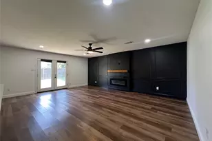 1809 Pilot Way, Garland, TX 75040 - Photo 2