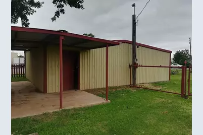 1101 N Main Street, Electra, TX 76360 - Photo 2