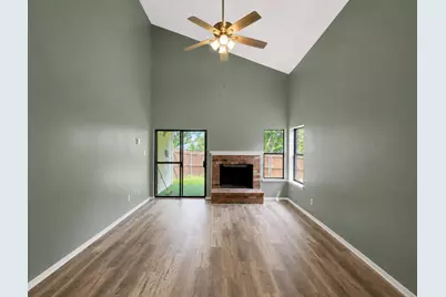 4432 Hulen Circle W, Fort Worth, TX 76133 - Photo 2