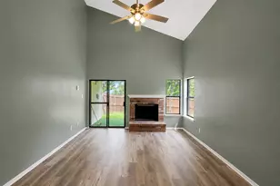 4432 Hulen Cir W, Fort Worth, TX 76133 - Photo 2