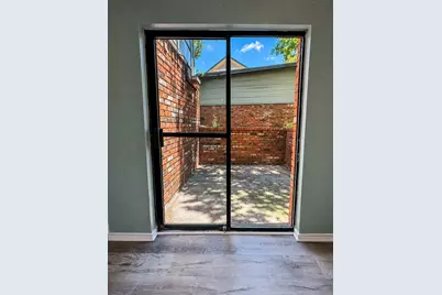 4432 Hulen Circle W, Fort Worth, TX 76133 - Photo 24