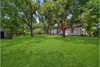 1110 Ryan Avenue, Carrollton, TX 75006 - Photo 32