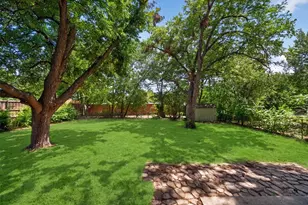 1110 Ryan Ave, Carrollton, TX 75006 - Photo 34