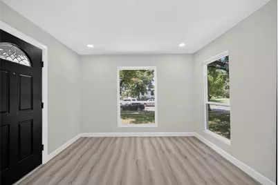 1110 Ryan Avenue, Carrollton, TX 75006 - Photo 6