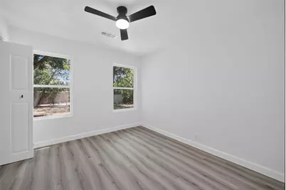 1110 Ryan Avenue, Carrollton, TX 75006 - Photo 18