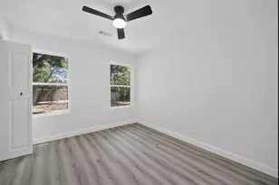 1110 Ryan Ave, Carrollton, TX 75006 - Photo 18