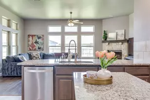 1140 Indigo Ln, Burleson, TX 76058 - Photo 16