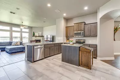 1140 Indigo Lane, Burleson, TX 76058 - Photo 2