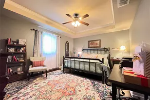 421 W Cumberland Rd, Tyler, TX 75703 - Photo 8