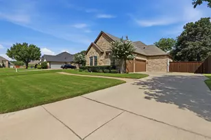 1406 Brynlee Ln, Mansfield, TX 76063 - Photo 2