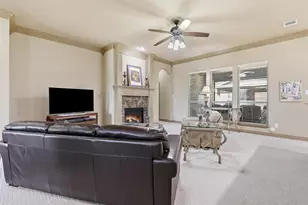 1406 Brynlee Ln, Mansfield, TX 76063 - Photo 10