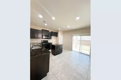 5816 Marsh Rail Drive, Denton, TX 76208 - Photo 10