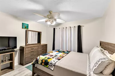 800 Patricia Street, Irving, TX 75060 - Photo 22
