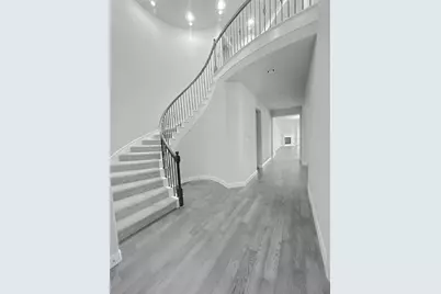12709 Royal Oaks Lane, Farmers Branch, TX 75234 - Photo 20