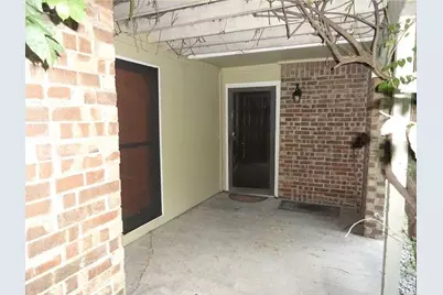 2717 Meadowstone Court, Carrollton, TX 75006 - Photo 2