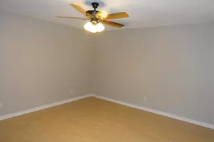2717 Meadowstone Ct, Carrollton, TX 75006 - Photo 10
