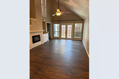 300 Cimarron Way, Irving, TX 75063 - Photo 2