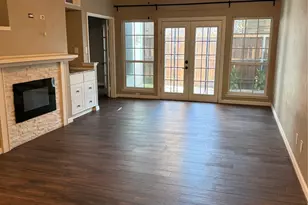 300 Cimarron Way, Irving, TX 75063 - Photo 2