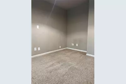 300 Cimarron Way, Irving, TX 75063 - Photo 14