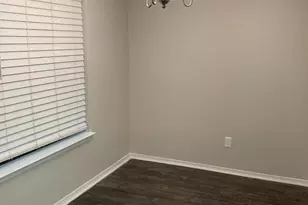 141 Valley View Dr, Lewisville, TX 75067 - Photo 8