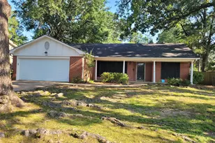 2840 Hubbard, Paris, TX 75460 - Photo 1