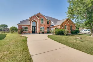 10405 Fairway Vista Dr, Rowlett, TX 75089 - Photo 1