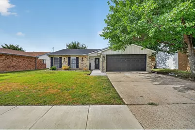 704 Levelland Drive, Arlington, TX 76017 - Photo 1