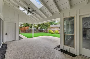 13826 Wooded Creek Ct, Farmers Branch, TX 75244 - Photo 30