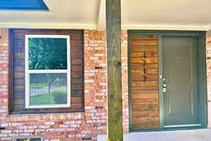 1717 Morningside Dr, Gainesville, TX 76240 - Photo 2