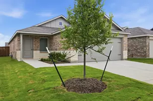 2141 Jesse James Ln, Joshua, TX 76058 - Photo 4